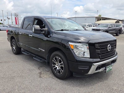 2021 Nissan TITAN Crew Cab SV 4x4