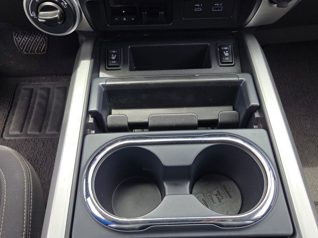 2021 Nissan TITAN Crew Cab SV 4x4
