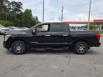 2021 Nissan TITAN Crew Cab SV 4x4