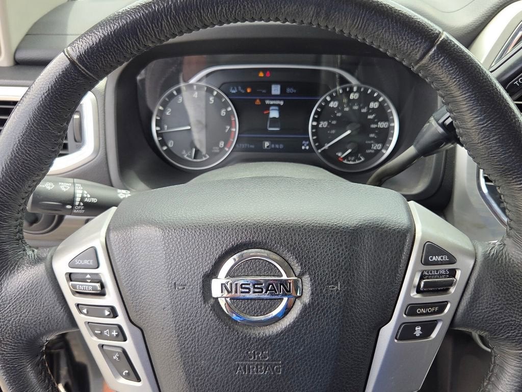 2021 Nissan TITAN Crew Cab SV 4x4