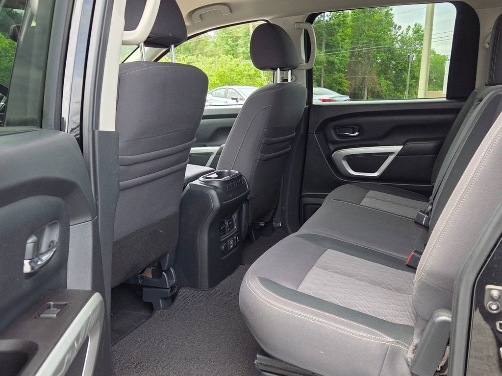 2021 Nissan TITAN Crew Cab SV 4x4