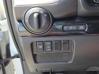 2024 Nissan TITAN Crew Cab SV 4x2
