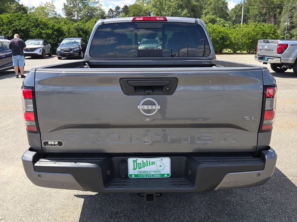 2024 Nissan Frontier Crew Cab SL 4x2