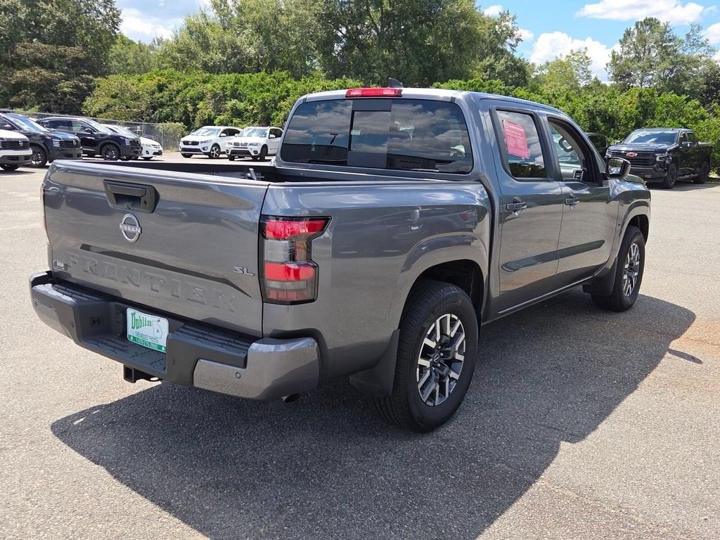 2024 Nissan Frontier Crew Cab SL 4x2