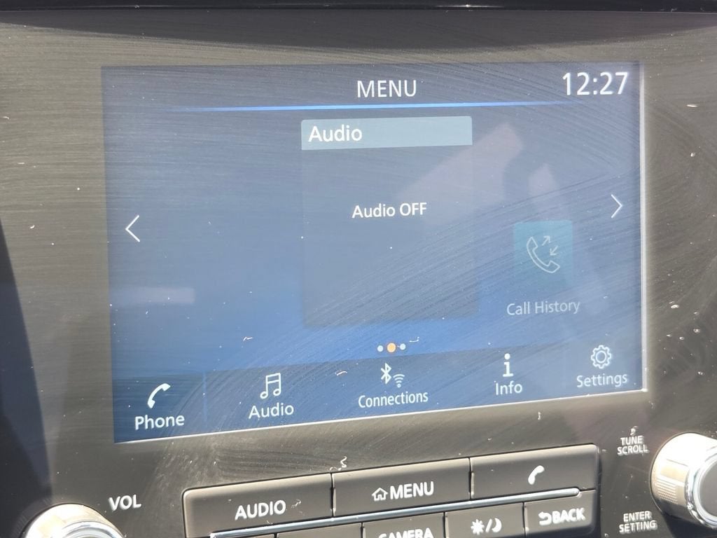 2024 Nissan Frontier Crew Cab SL 4x2