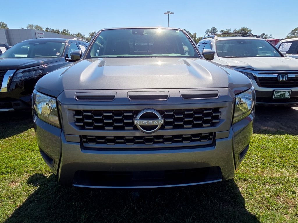 2025 Nissan Frontier Crew Cab SV 4x4