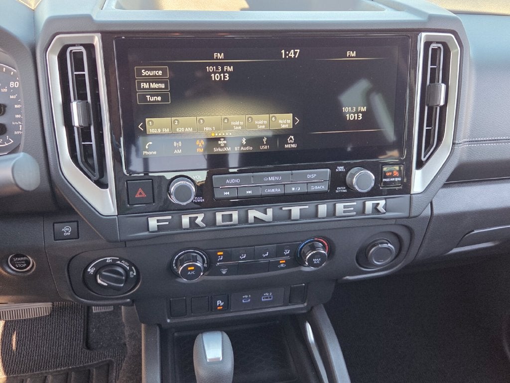 2025 Nissan Frontier Crew Cab SV 4x4
