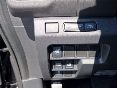 2025 Nissan Frontier Crew Cab SV 4x4