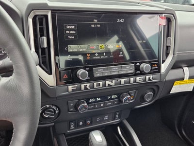 2025 Nissan Frontier Crew Cab SL 4x4