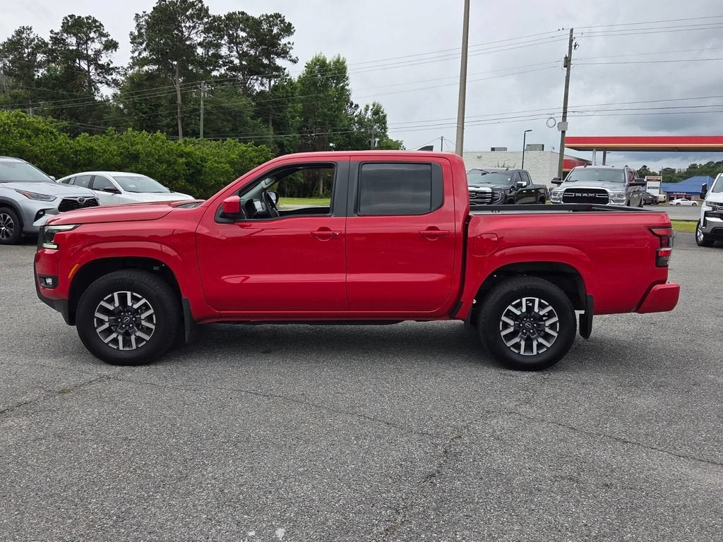 2025 Nissan Frontier Crew Cab SL 4x4