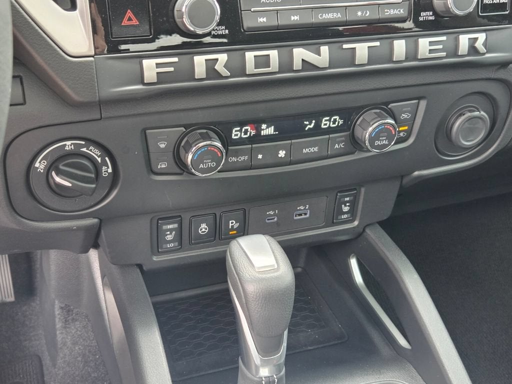 2025 Nissan Frontier Crew Cab SL 4x4