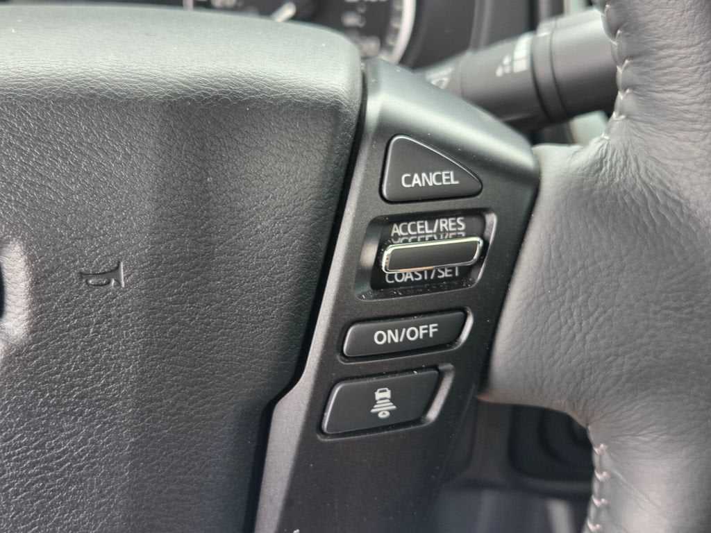 2025 Nissan Frontier Crew Cab SL 4x4
