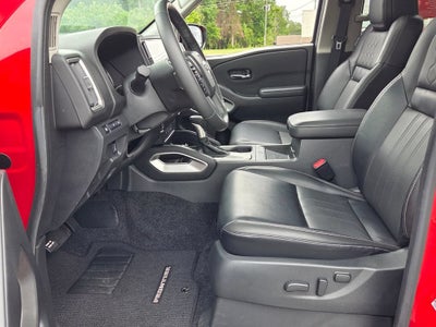 2025 Nissan Frontier Crew Cab SL 4x4