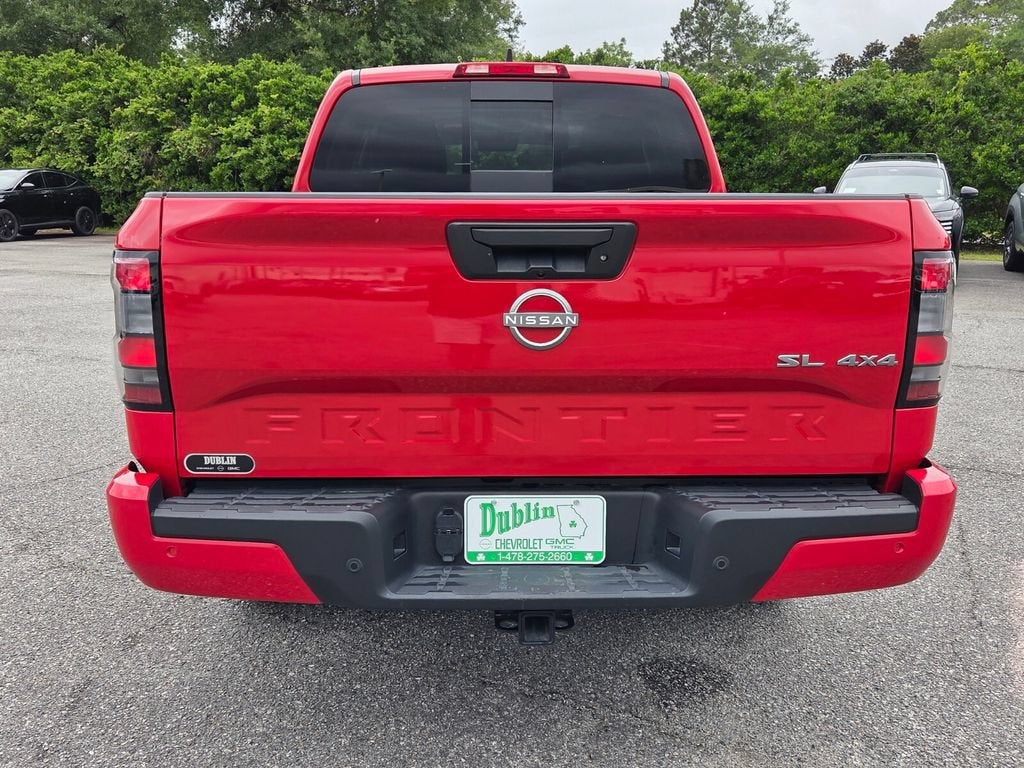 2025 Nissan Frontier Crew Cab SL 4x4