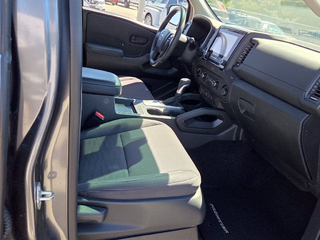 2022 Nissan Frontier Crew Cab S 4x4