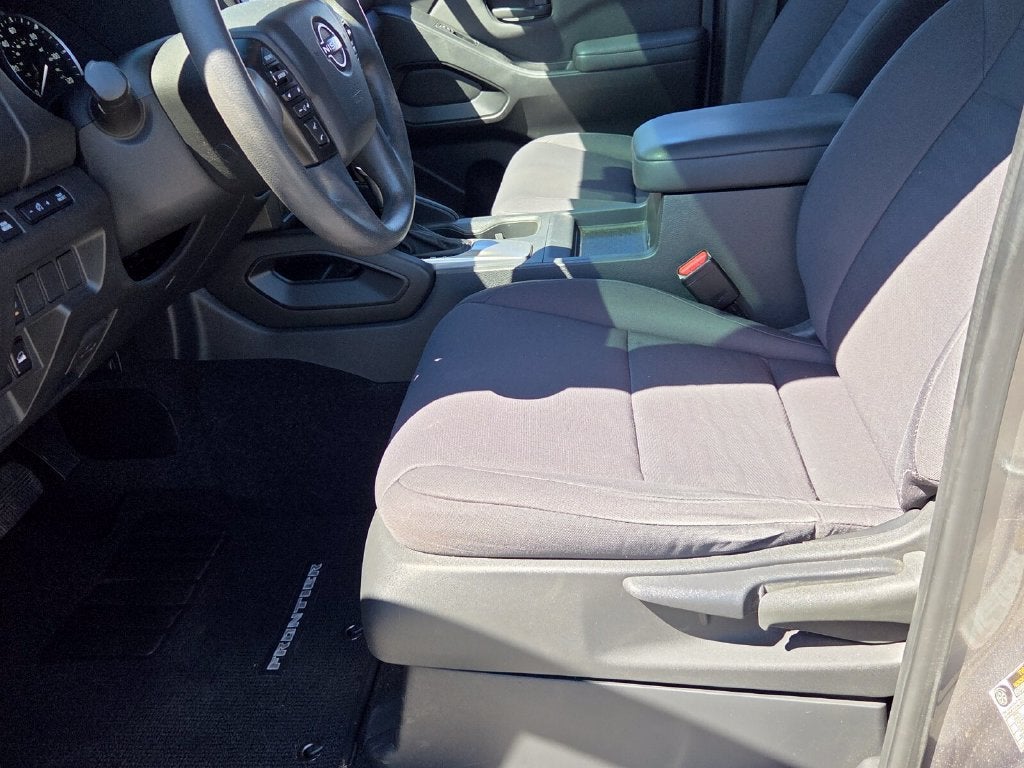 2022 Nissan Frontier Crew Cab S 4x4