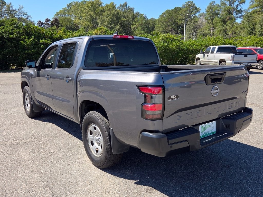 2022 Nissan Frontier Crew Cab S 4x4