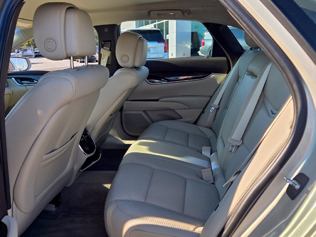 2013 Cadillac XTS Luxury