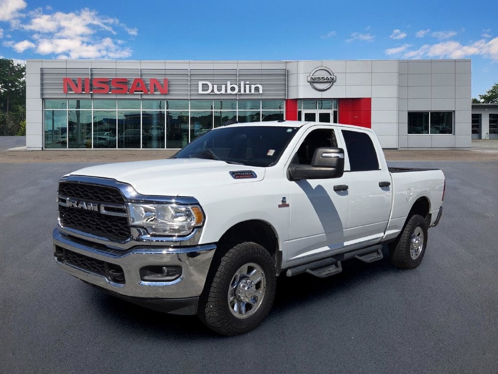 2023 RAM 2500 Tradesman Crew Cab 4x4 6'4" Box