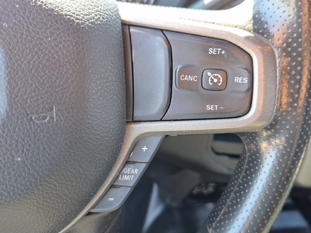 2023 RAM 2500 Tradesman Crew Cab 4x4 6'4" Box