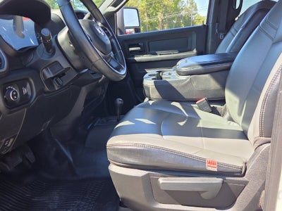 2023 RAM 2500 Tradesman Crew Cab 4x4 6'4" Box