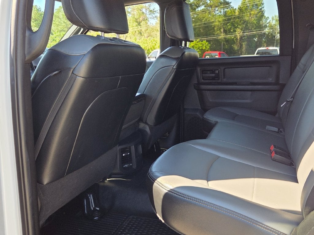 2023 RAM 2500 Tradesman Crew Cab 4x4 6'4" Box