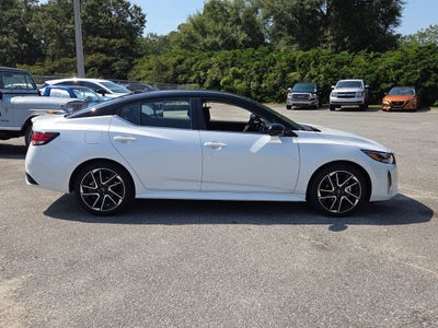 2025 Nissan Sentra SR