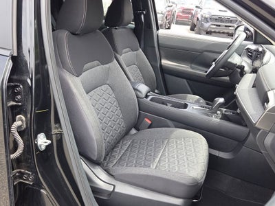 2025 Nissan Kicks SV FWD
