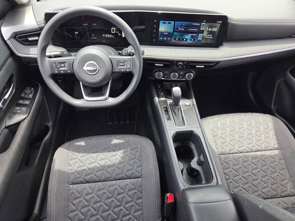 2025 Nissan Kicks SV FWD