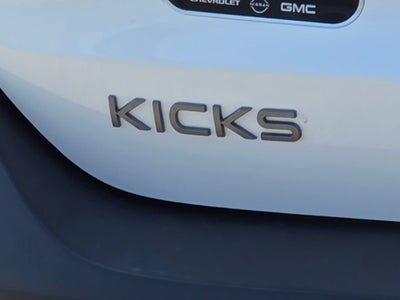 2025 Nissan Kicks SR FWD
