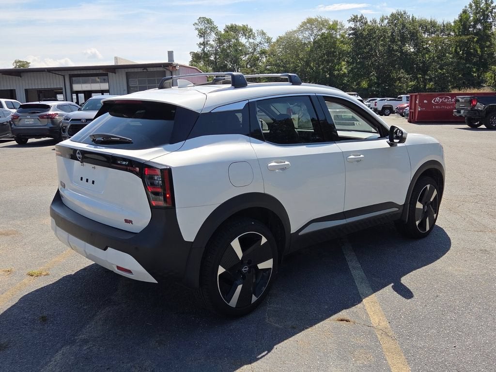 2025 Nissan Kicks SR FWD
