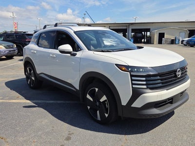 2025 Nissan Kicks SR FWD