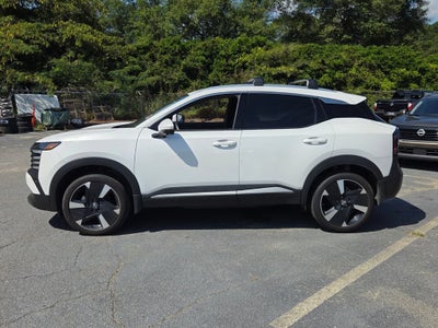 2025 Nissan Kicks SR FWD