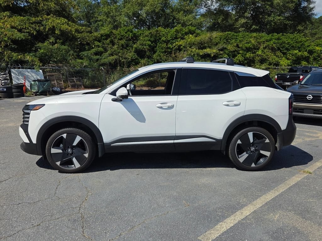 2025 Nissan Kicks SR FWD