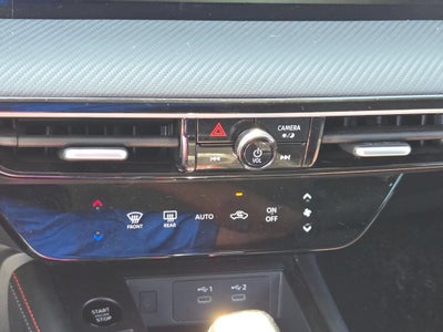 2025 Nissan Kicks SR FWD
