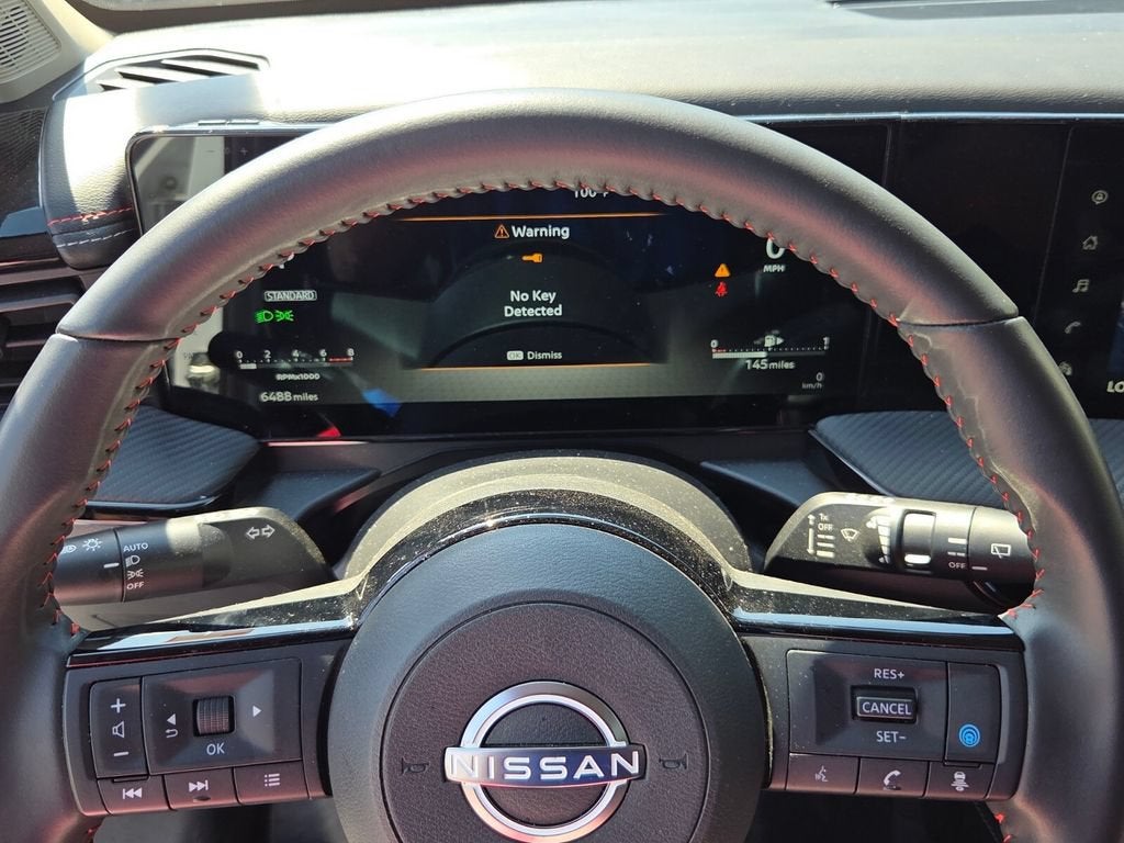 2025 Nissan Kicks SR FWD