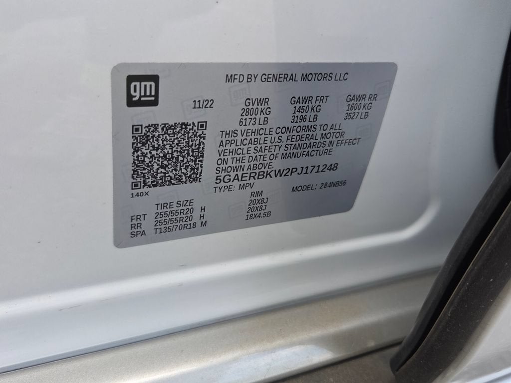 2023 Buick Enclave Essence