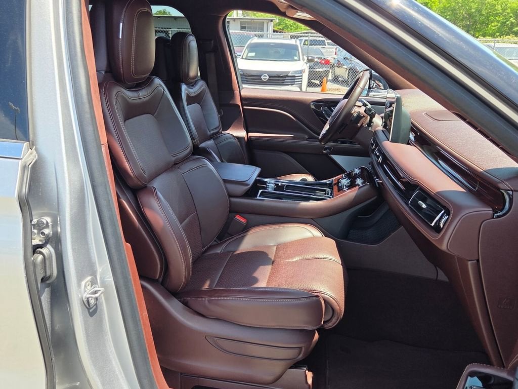2021 Lincoln Aviator Black Label