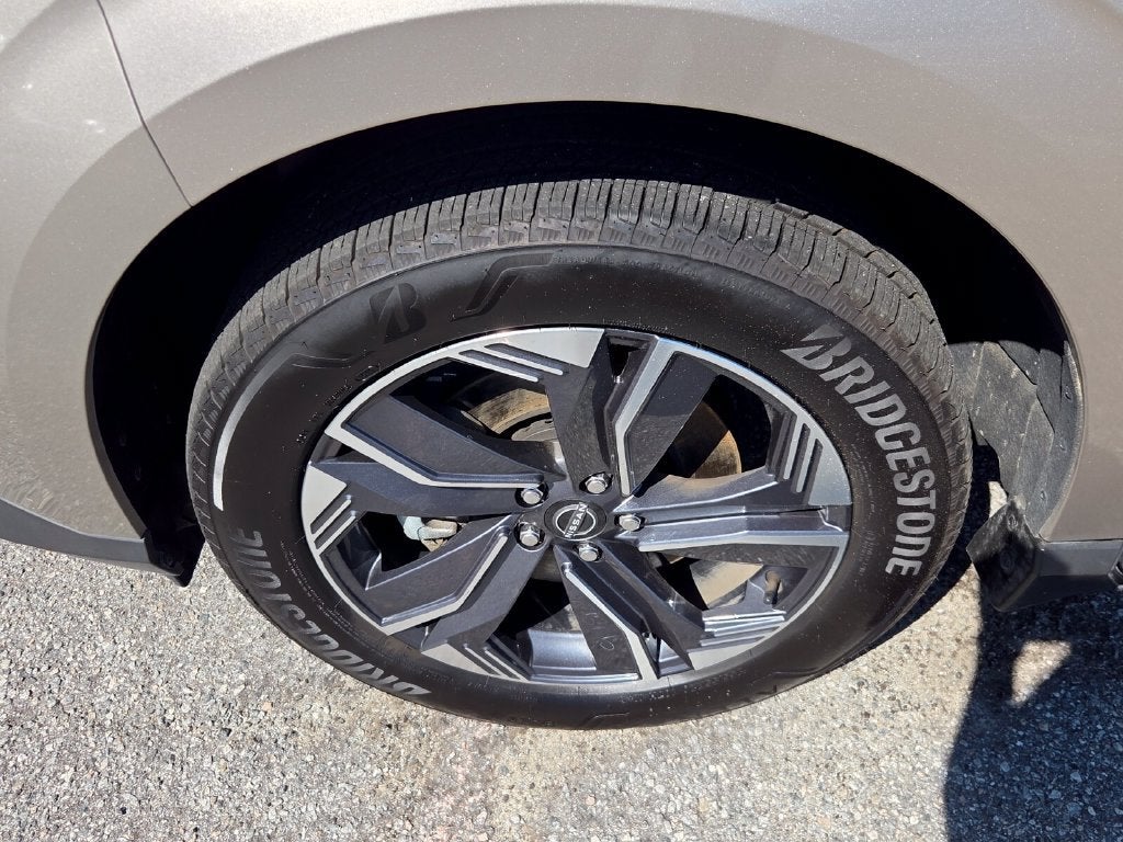 2025 Nissan Murano SL