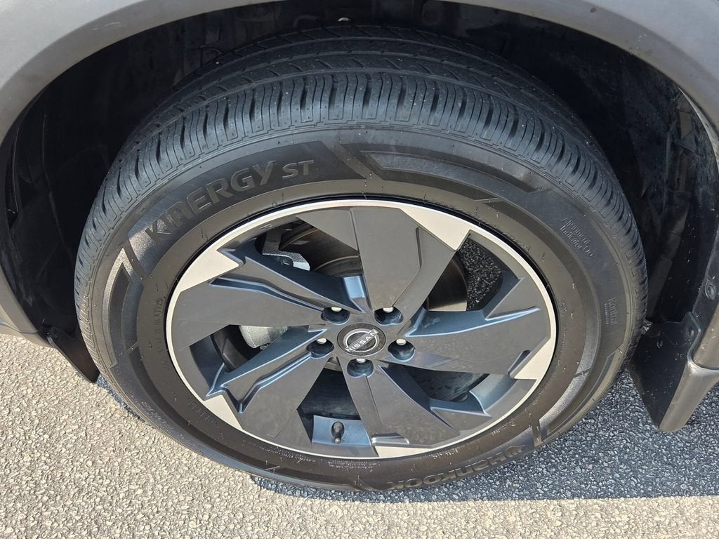 2024 Nissan Rogue SV FWD