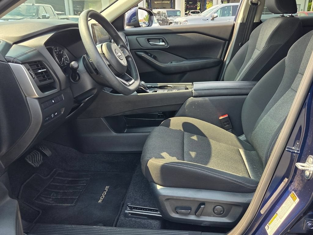 2024 Nissan Rogue SV FWD