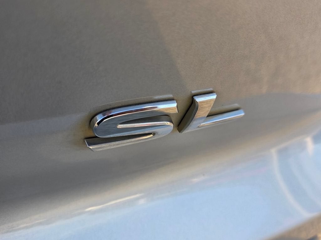 2024 Nissan Pathfinder SL FWD