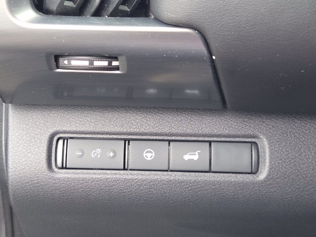 2022 Nissan Pathfinder SL 2WD