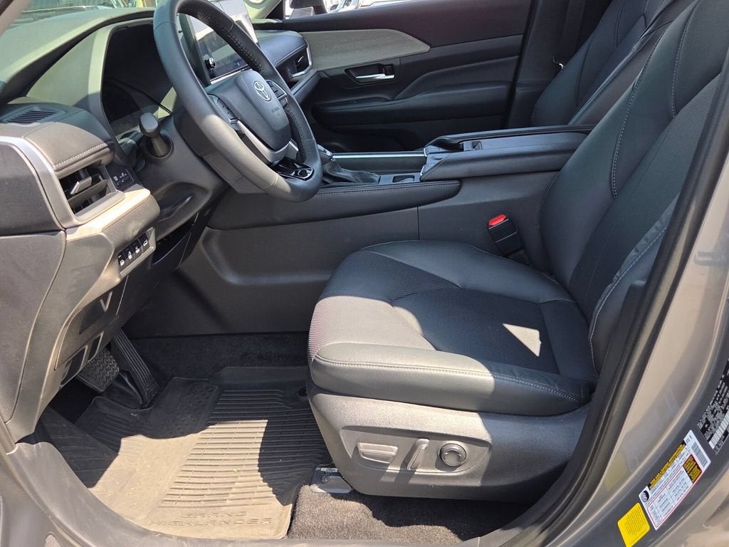 2026 Toyota Grand Highlander Hybrid Limited
