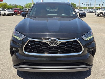 2022 Toyota Highlander Platinum