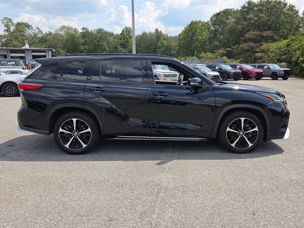 2022 Toyota Highlander XSE