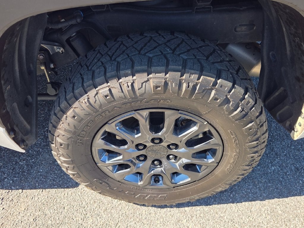 2024 Toyota Tundra 4WD SR5
