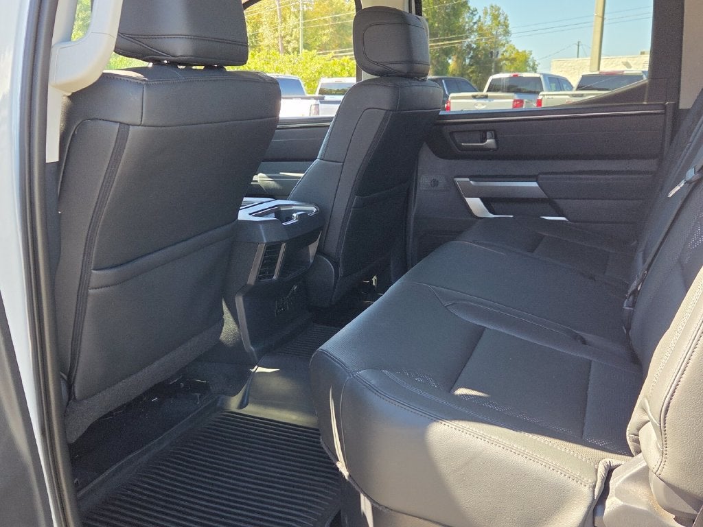 2024 Toyota Tundra 4WD SR5