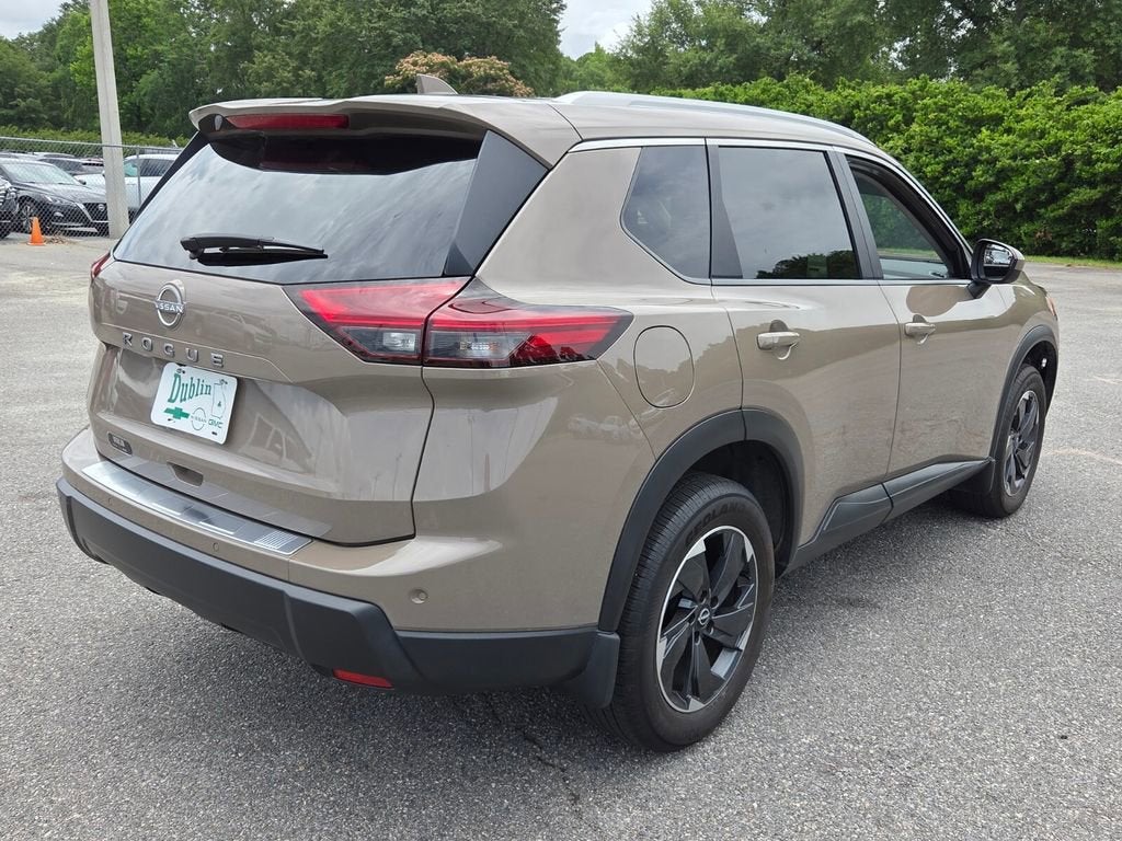 2025 Nissan Rogue SV FWD