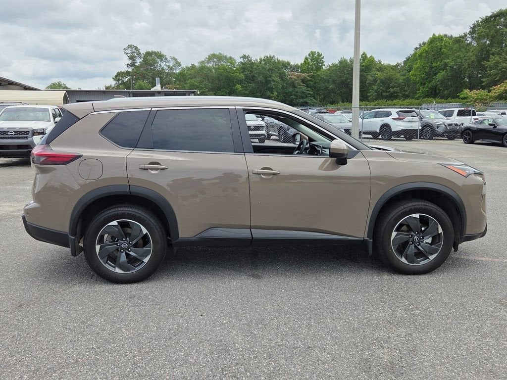 2025 Nissan Rogue SV FWD